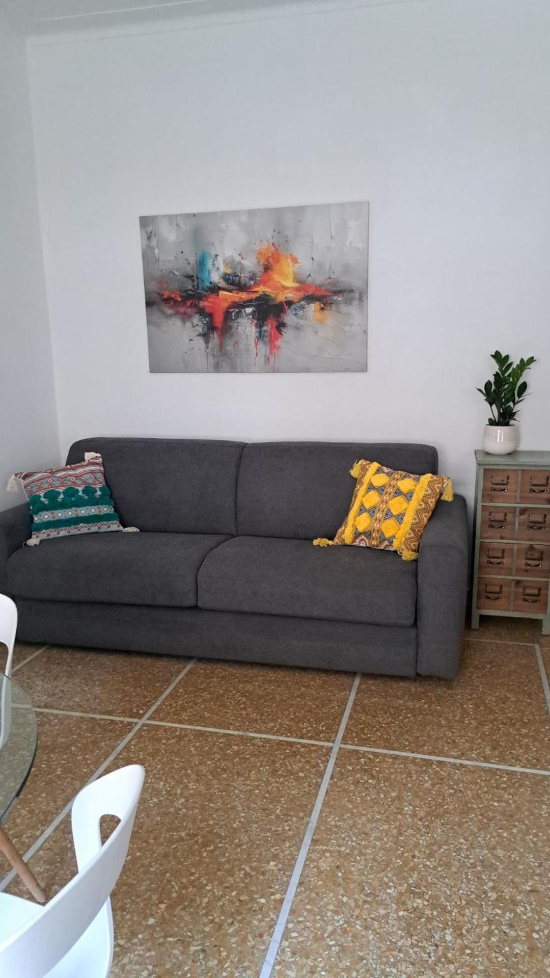 - 6 Posti Letto E 2 Bagni A 4 Fermate Dal Colosseo Apartment Rome